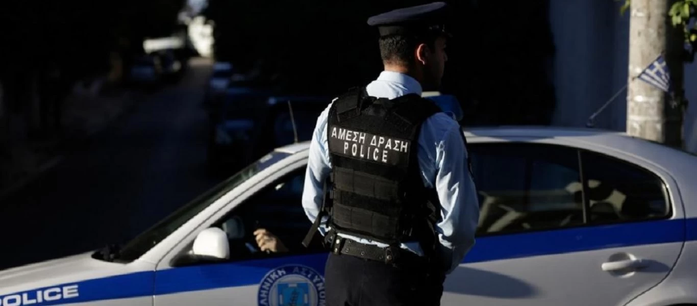 ΕΛ.ΑΣ.: Προμηθεύεται με υγειονομικό υλικό - Δύο μάσκες για κάθε αστυνομικό